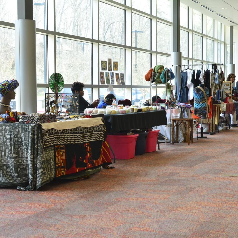 The quiet before the storm. Handcraft vendor setup at Strands 2019 in the lobby of the Performance Theater at the Southwest Arts Center.

Photos by @iamtyrusdavis